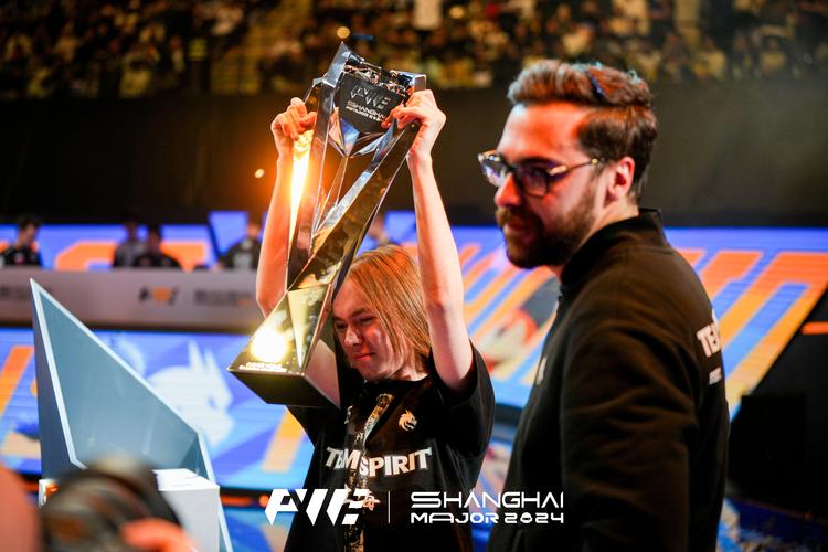 Faker发布抖音直播预告，剑指职业生涯第五冠——销冠